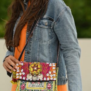 BANJARA SLING BAG PINK WITH KODI