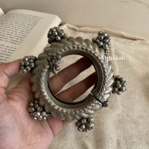 KAMINI VINTAGE KADA