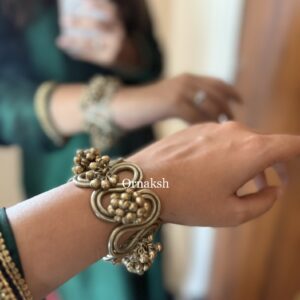 PAHELI VINTAGE KADA
