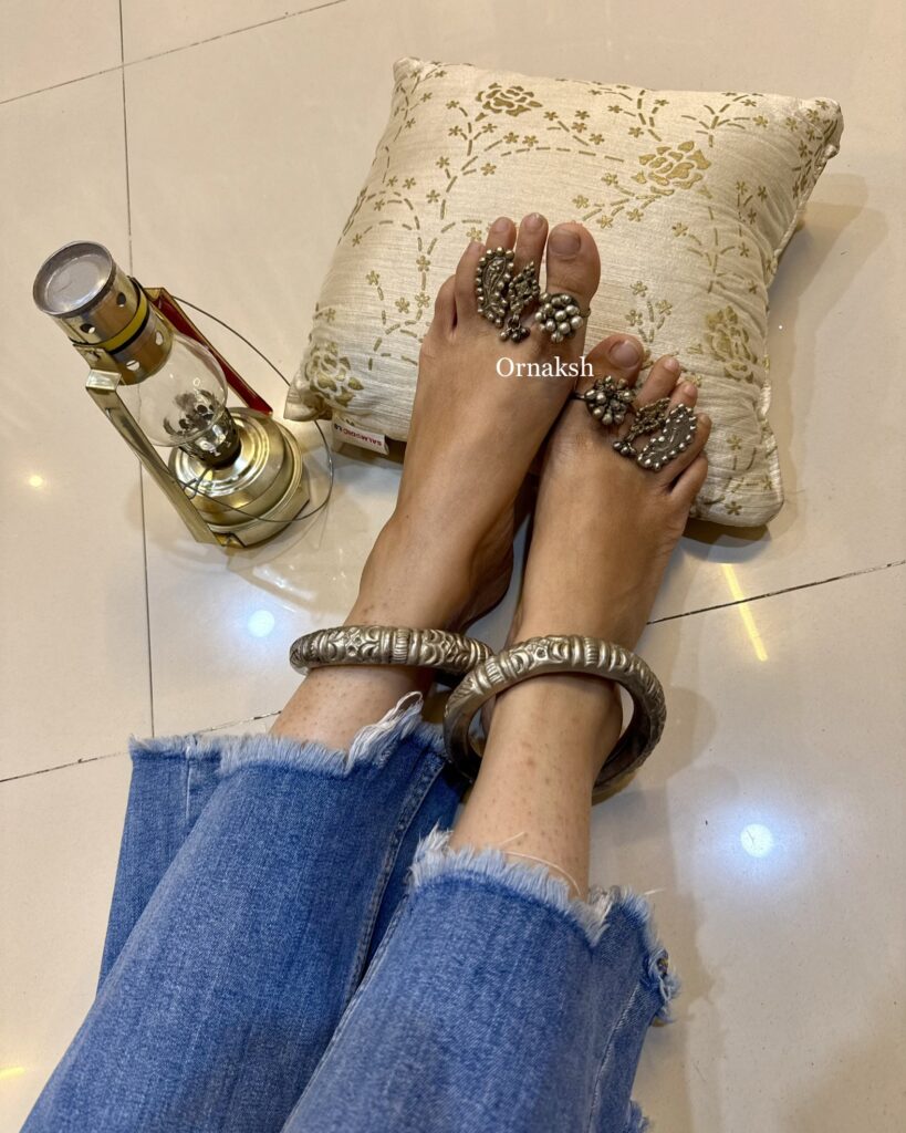Toe Ring