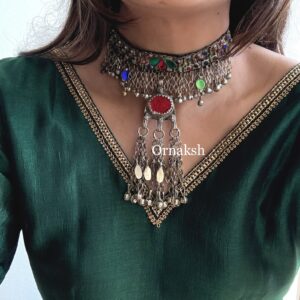 ANILA AFGHAN CHOKER