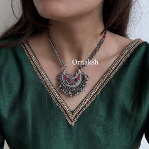 CHAND SLEEK CHOKER