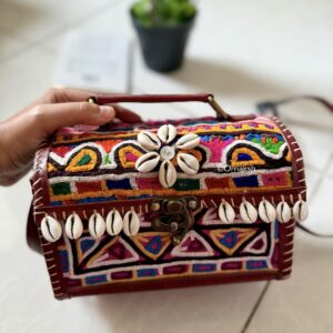 BANJARA SLING BAG MULTICOLOUR PETI