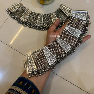 Zaalima anklets pair