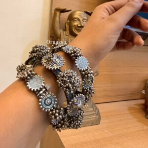 KAJRI kada stack - one hand