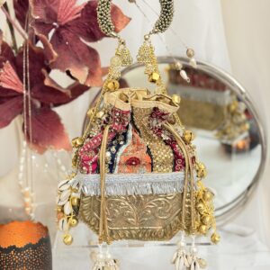 AARA 5 Batwa Bag Gold Edition