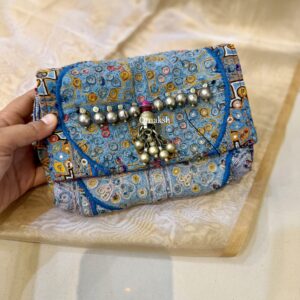 Tuna Banjara boutique clutch 5