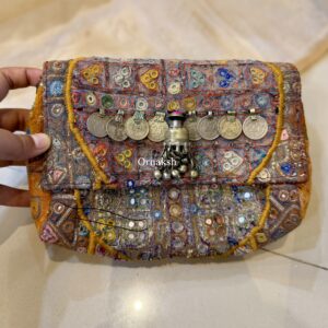 Tuna Banjara boutique clutch 4