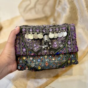 Tuna Banjara boutique clutch 3