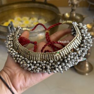 VAANYA CHOKER