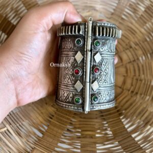 Nidyana 2 Afghan Kada