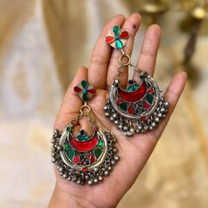 AKRITI AFGHAN EARINGS - RADIATING RED