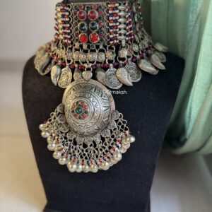 Afsana Afghan Choker