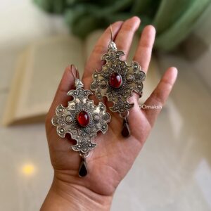ERANVI STATEMENT EARRINGS