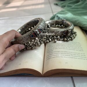 ROSELLE VINTAGE ANKLETS PAIR